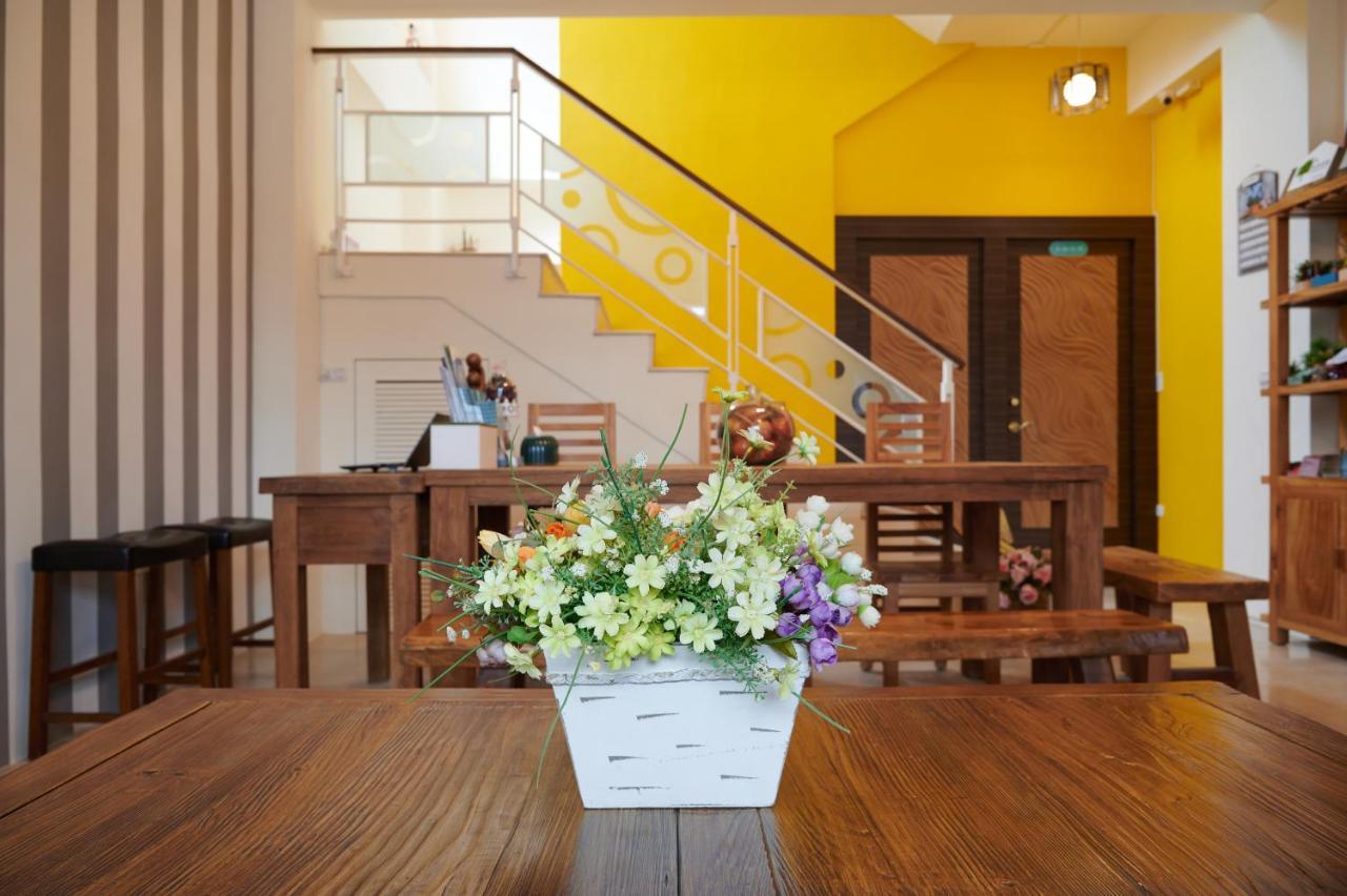 Avenue B&B Hualien City Exterior photo